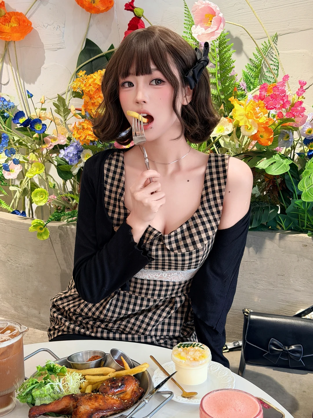 麻薯大王 - No.015 绿意深处的邀约 [92P-1.42GB] tg@simisebaisi 【丝足阁】015.webp